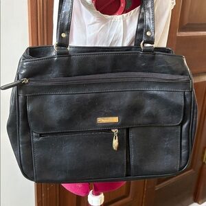 JS collection shoulder business bag  tablet case 4 zippered sections soft
Black